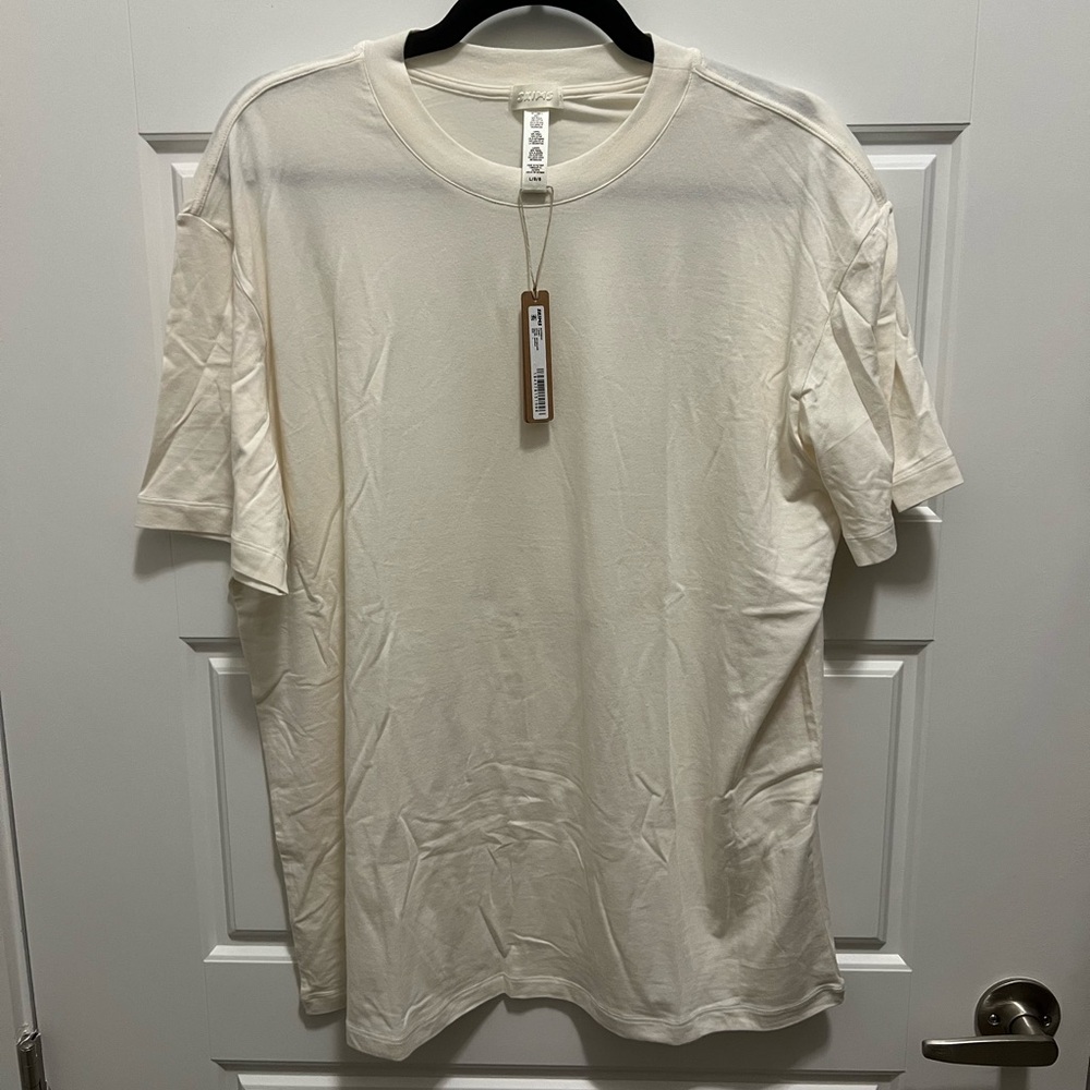 NEW WITH TAGS SKIMS